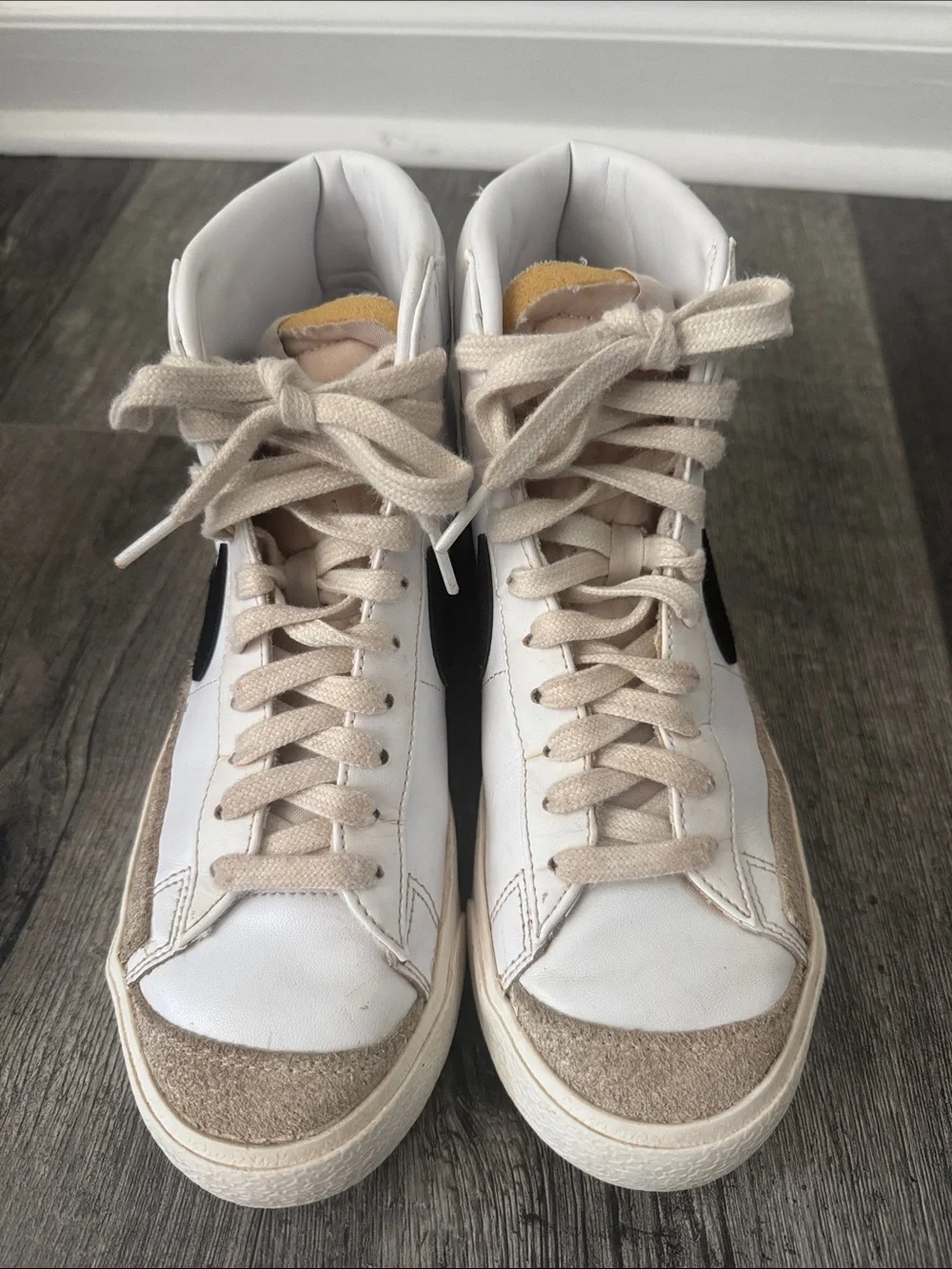 Nike Blazer Mid 77 Women’s Size 7.5